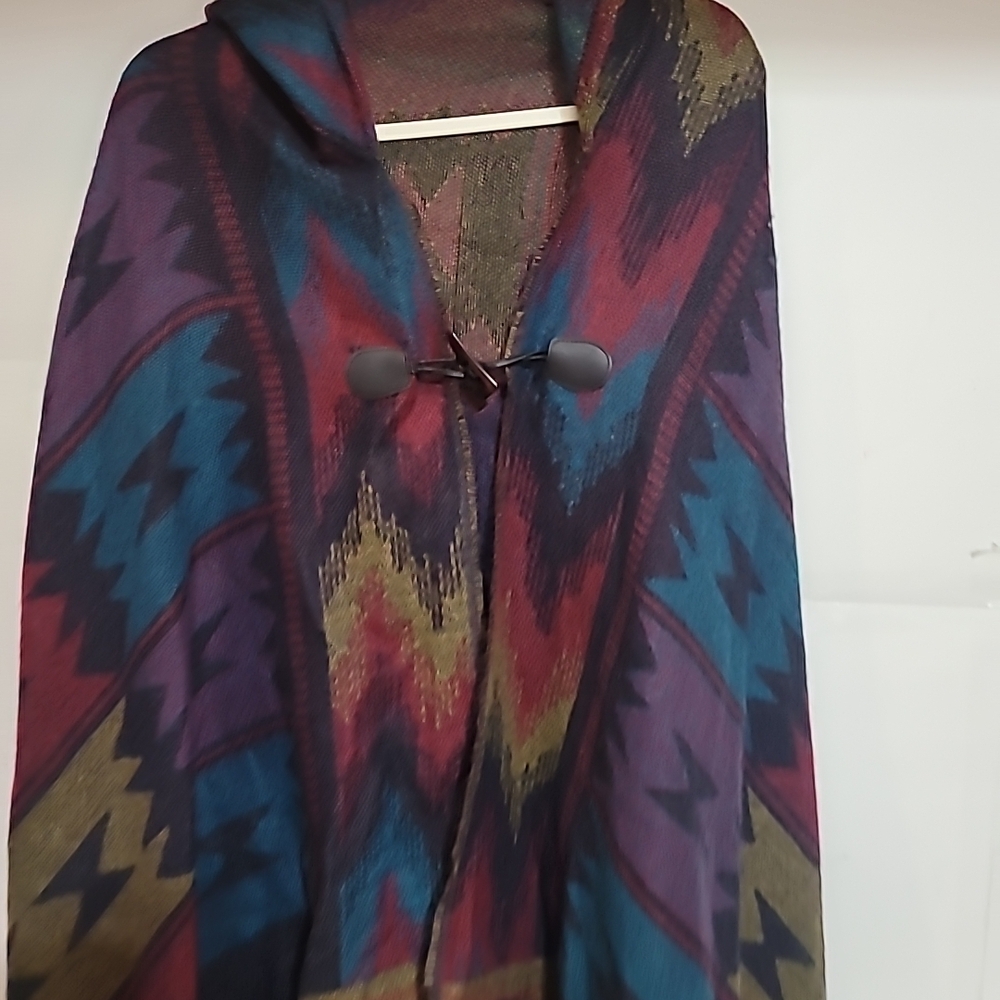 Woven Heart Multicolor Patterned Cape